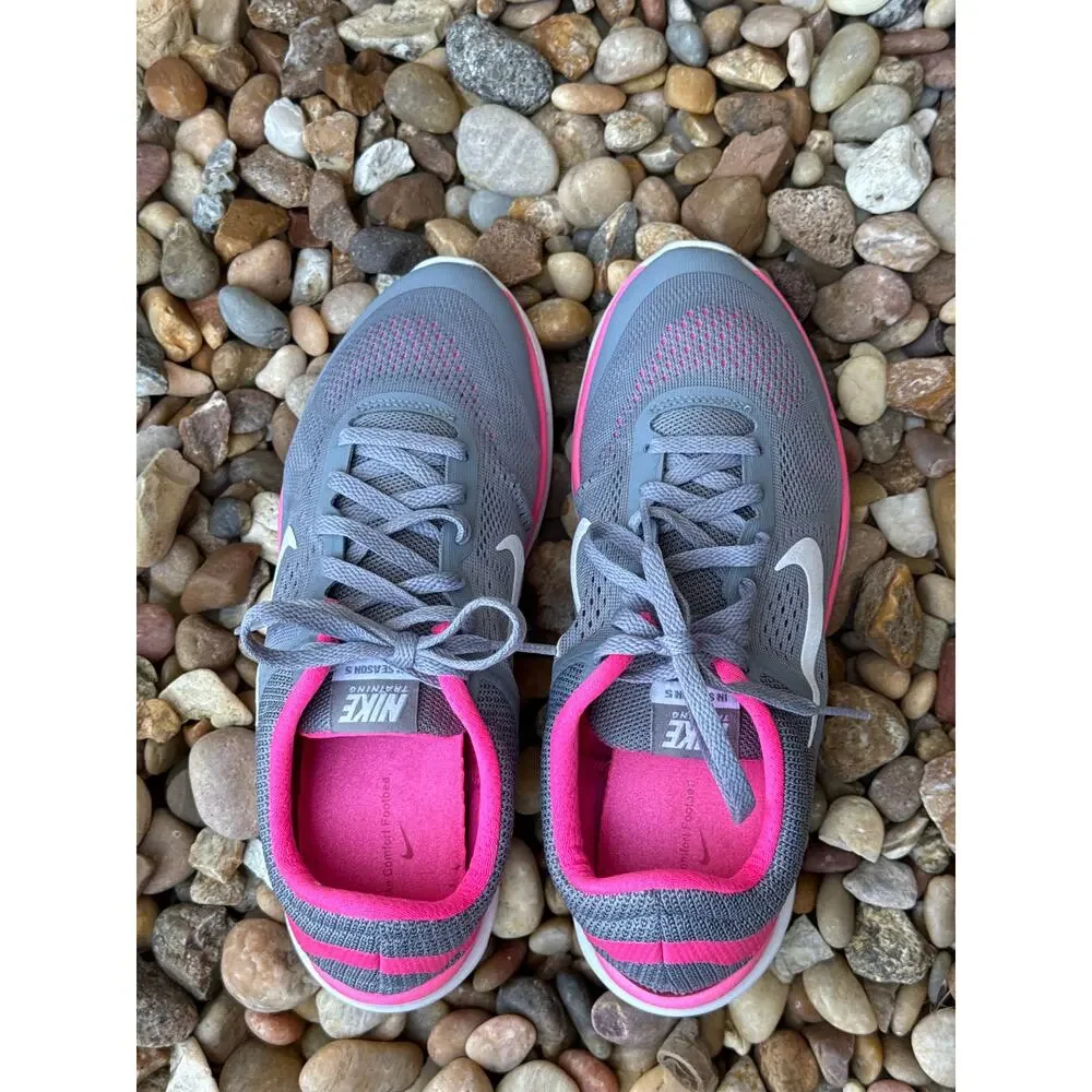 Nike Training In Season‎ 5 Grey Pink Size 7.5